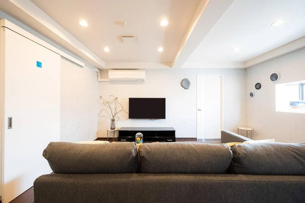 Apartment Hotel Mon -門- 401 Ōsaka