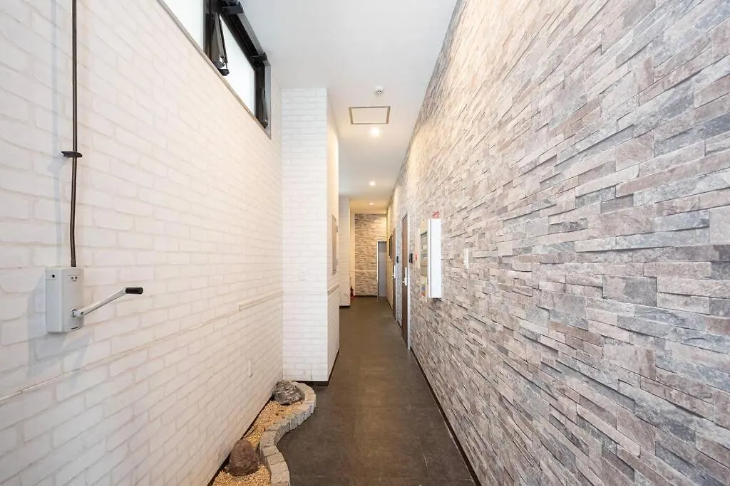 Apartment Hotel Mon -門- 401 Ōsaka