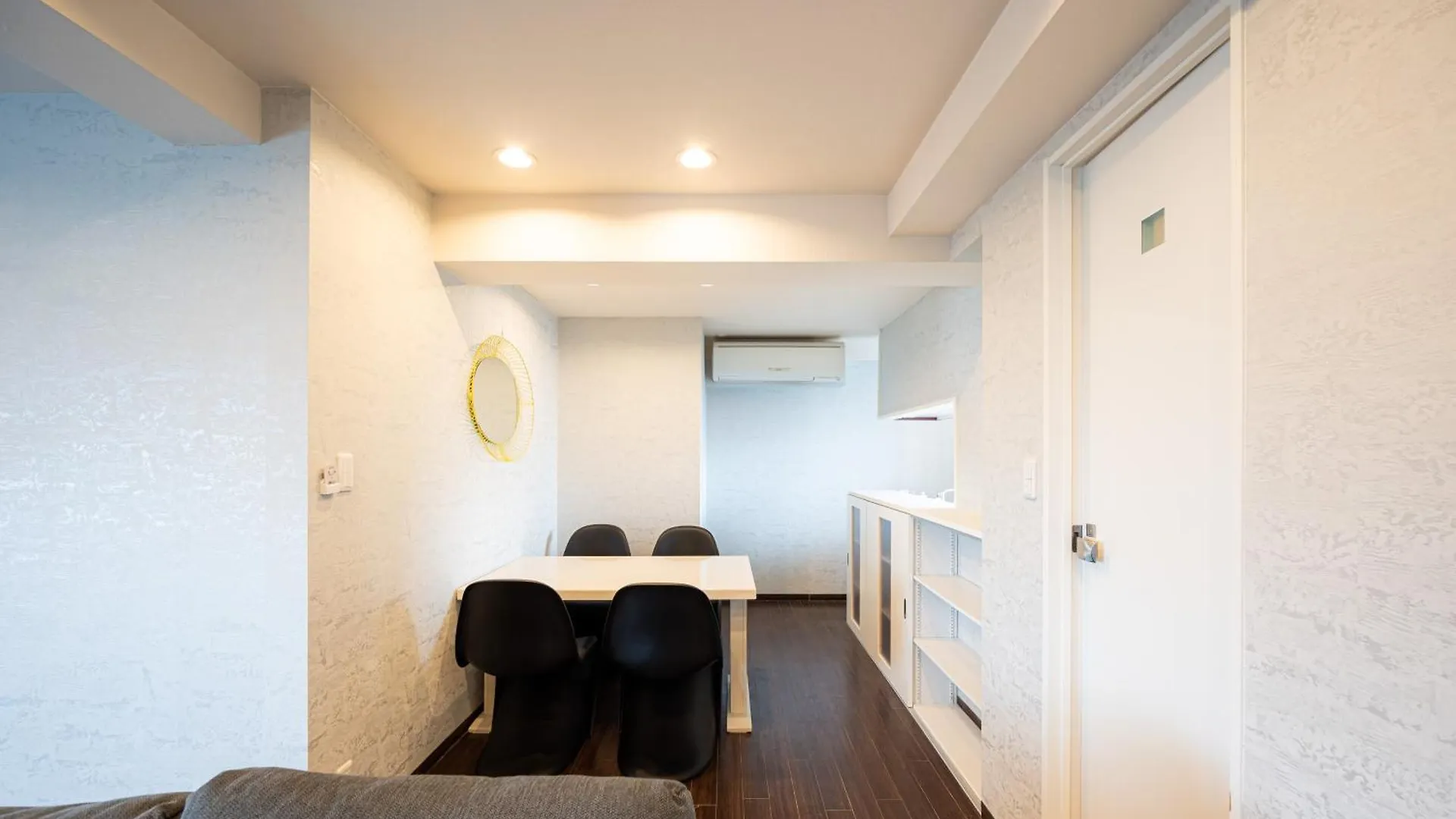 Apartment Hotel Mon -門- 401 Ōsaka Japan