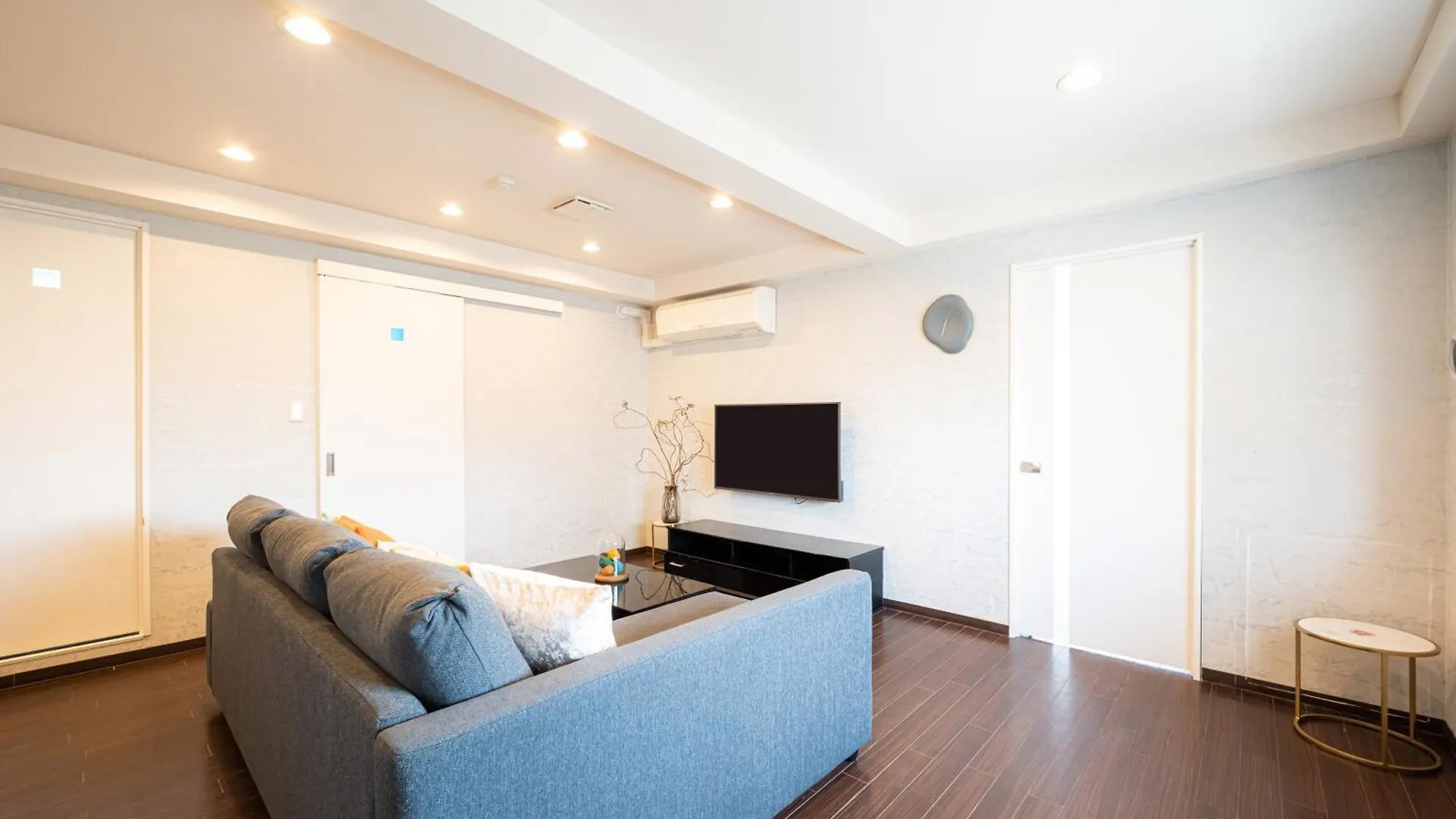 Apartment Hotel Mon -門- 401 Ōsaka Japan